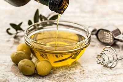 5 Natural Advantages of Hair Oil that Might Change Your Mind